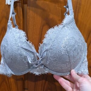 Elegant Lace Underwire Bra in Silver - La Senza 36B
